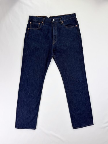 Levi 501 button fly - button,